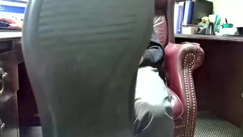 nikolas send dm for an appointment online show from 9, 1, 2025