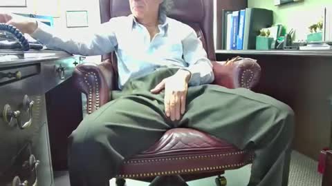 nikolas send dm for an appointment online show from 9, 4, 2026