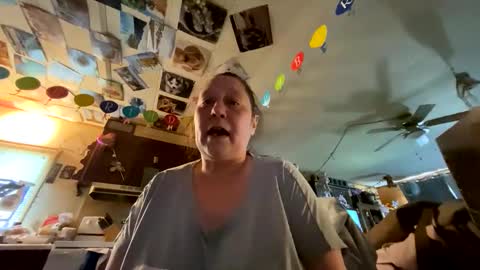 Snapshot of shorty920505 chatting on 27, 5, 2026 shorty920505 online show from 27, 5, 2026
