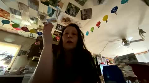 Snapshot of shorty920505 chatting on 1, 6, 2026 shorty920505 online show from 1, 6, 2026