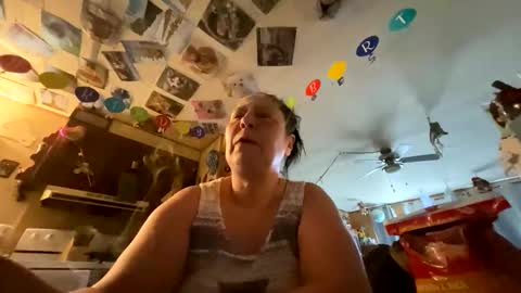 Snapshot of shorty920505 chatting on 4, 6, 2026 shorty920505 online show from 4, 6, 2026
