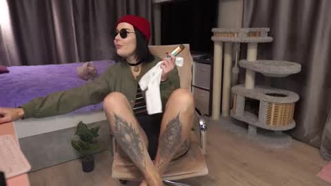 Snapshot of show_must_goon chatting on 31, 10, 2025 Anna online show from 31, 10, 2025