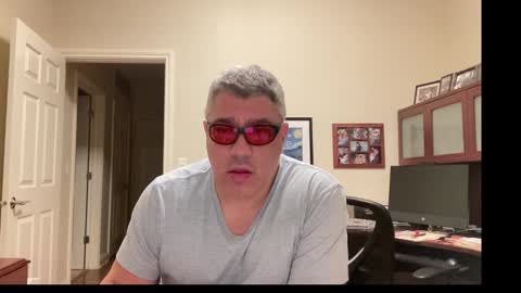 Chicago Guy online show from 30, 10, 2025