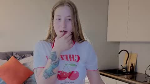 Snapshot of showmeyourfetish chatting on 16, 6, 2026 ShowmeYourfetish online show from 16, 6, 2026