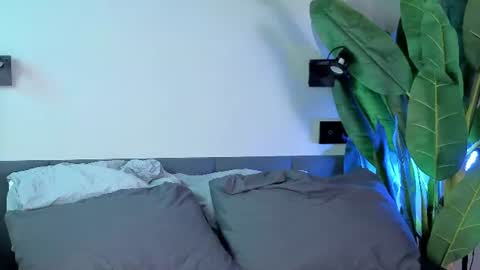 Snapshot of showmeyourfetish chatting on 3, 8, 2026 ShowmeYourfetish online show from 3, 8, 2026