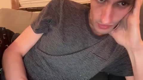 Snapshot of showoffnyc chatting on 28, 11, 2025 showoffnyc online show from 28, 11, 2025