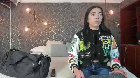 Snapshot of shumy_angels chatting on 12, 10, 2025 ZUMY ANGELS online show from 12, 10, 2025