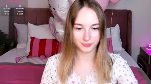 Polly online show from 11, 4, 2026