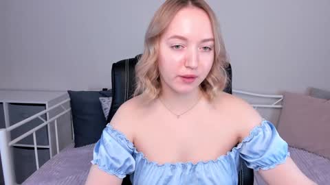 Anna online show from 1, 2, 2025