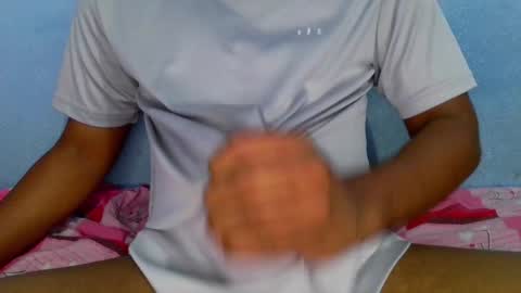 Snapshot of shy_eyes_ chatting on 5, 12, 2024 shyeyes online show from 5, 12, 2024