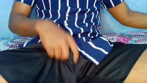 Snapshot of shy_eyes_ chatting on 19, 1, 2025 shyeyes online show from 19, 1, 2025