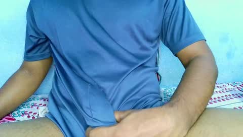 Snapshot of shy_eyes_ chatting on 25, 1, 2025 shyeyes online show from 25, 1, 2025