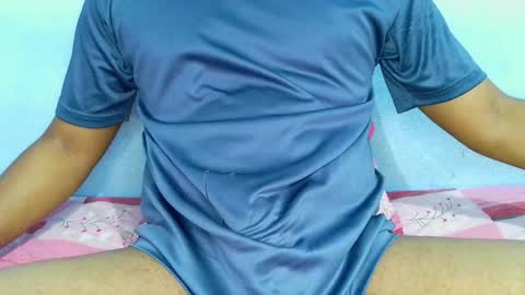 Snapshot of shy_eyes_ chatting on 31, 1, 2025 shyeyes online show from 31, 1, 2025