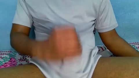 Snapshot of shy_eyes_ chatting on 18, 2, 2025 shyeyes online show from 18, 2, 2025