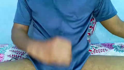 Snapshot of shy_eyes_ chatting on 22, 2, 2025 shyeyes online show from 22, 2, 2025