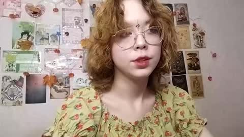 Milena online show from 5, 11, 2025