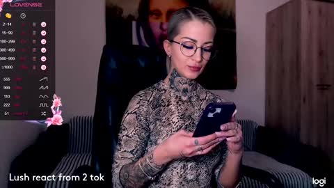  Mellllll----     online show from 16, 1, 2025