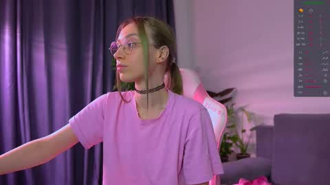  HI i am Marcy online show from 4, 11, 2025