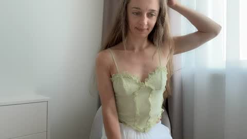 shy_schoolgirl_ online show from 30, 6, 2026