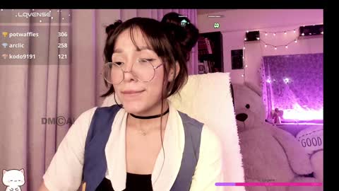 Snapshot of shyangie24 chatting on 13, 1, 2025 Angeline 3 independent come here when am horny... online show from 13, 1, 2025