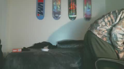 shyboyhugecum2020 online show from 14, 3, 2026