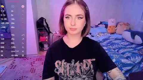 Snapshot of shyfoxxxy chatting on 19, 2, 2025 Effie online show from 19, 2, 2025