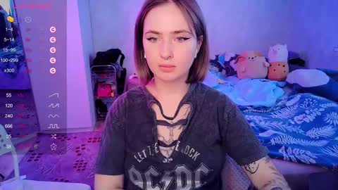 Snapshot of shyfoxxxy chatting on 21, 2, 2025 Effie online show from 21, 2, 2025