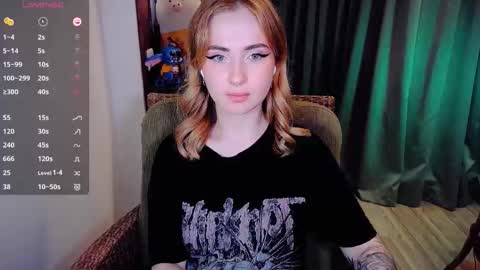 Snapshot of shyfoxxxy chatting on 23, 11, 2025 Effie online show from 23, 11, 2025