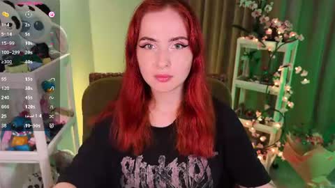 Snapshot of shyfoxxxy chatting on 12, 6, 2026 Effie online show from 12, 6, 2026