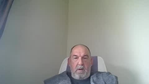 Snapshot of shyguytm chatting on 24, 1, 2025 shyguytm online show from 24, 1, 2025