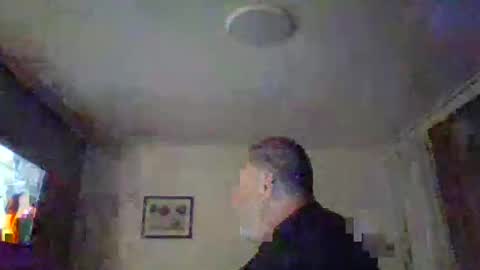 Snapshot of shyguytm chatting on 10, 9, 2025 shyguytm online show from 10, 9, 2025