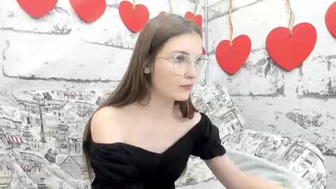 shyly_lisa online show from 18, 10, 2025
