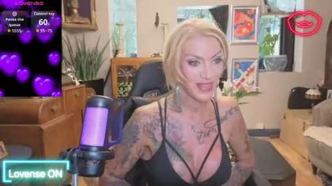 Snapshot of shytrans_uk chatting on 14, 7, 2026 shytrans_uk online show from 14, 7, 2026