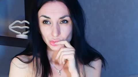 Snapshot of siaconna chatting on 12, 3, 2025 Siaconna online show from 12, 3, 2025