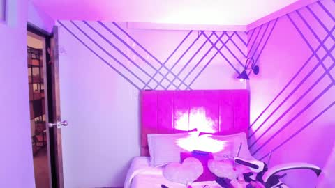 Snapshot of siamilf chatting on 26, 1, 2025 Mia online show from 26, 1, 2025