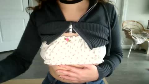 Snapshot of sienna_doll chatting on 30, 10, 2025 Sienna Doll online show from 30, 10, 2025