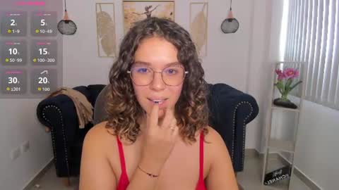 Snapshot of sienna_luxor chatting on 16, 6, 2026 siiena online show from 16, 6, 2026
