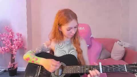 Snapshot of sienna_nyx chatting on 26, 6, 2026 Sienna online show from 26, 6, 2026