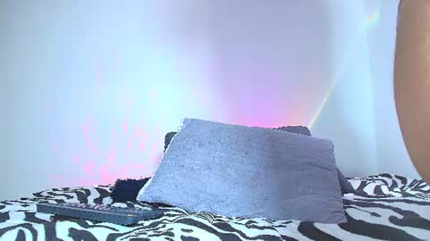 Sienna Morales online show from 13, 7, 2026