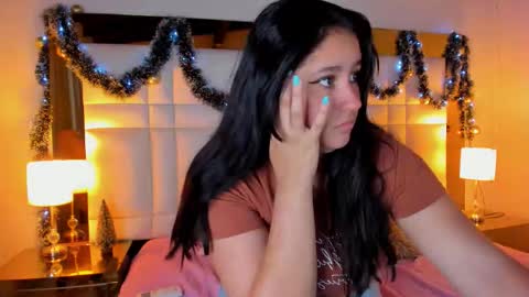 Sienna  online show from 2, 12, 2025