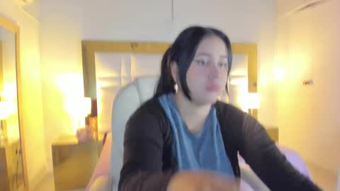 Sienna  online show from 16, 1, 2026