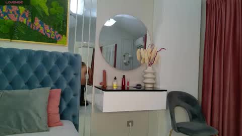 Sienna online show from 14, 1, 2026