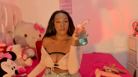Snapshot of sierra_violet chatting on 1, 3, 2025 sierra_violet online show from 1, 3, 2025