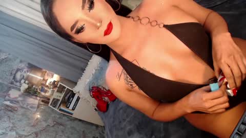Snapshot of sierrafina_mcbride chatting on 11, 5, 2026 Sierrafina online show from 11, 5, 2026