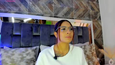    online show from 30, 11, 2025