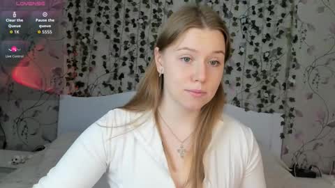 Chloe online show from 27, 11, 2025