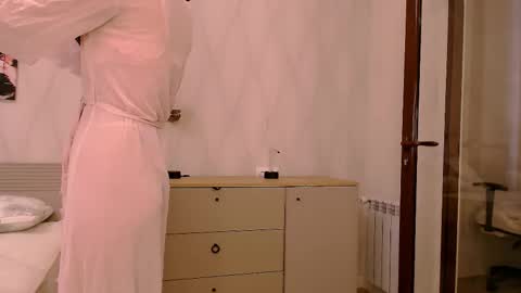 silk_ann online show from 5, 11, 2025