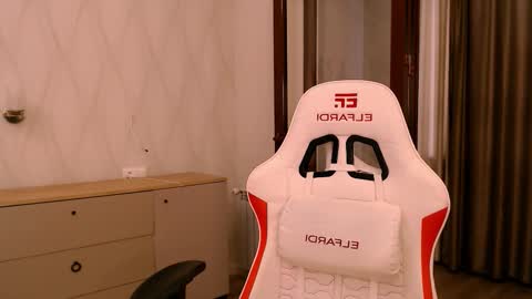 silk_ann online show from 23, 11, 2025