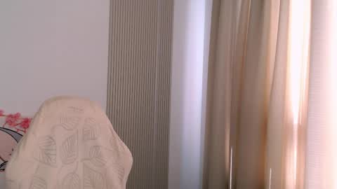 Snapshot of silk_ann chatting on 26, 5, 2026 silk_ann online show from 26, 5, 2026