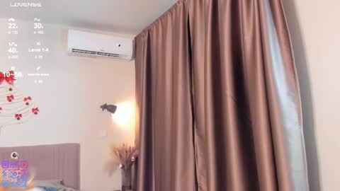 Snapshot of silkencrave chatting on 21, 12, 2025 Call me Mia online show from 21, 12, 2025